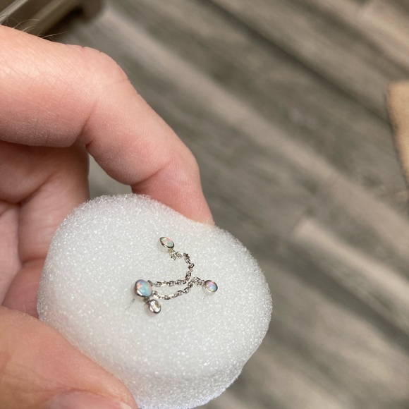 Junipurr Mei Triple Faux Opals, CZ and Chains 14 kt white gold - Picture 4 of 12